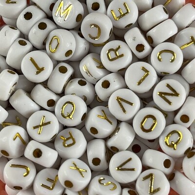 Acrílico Redondo Opaco 7 x 3.5 mm Blanco con Letras Doradas