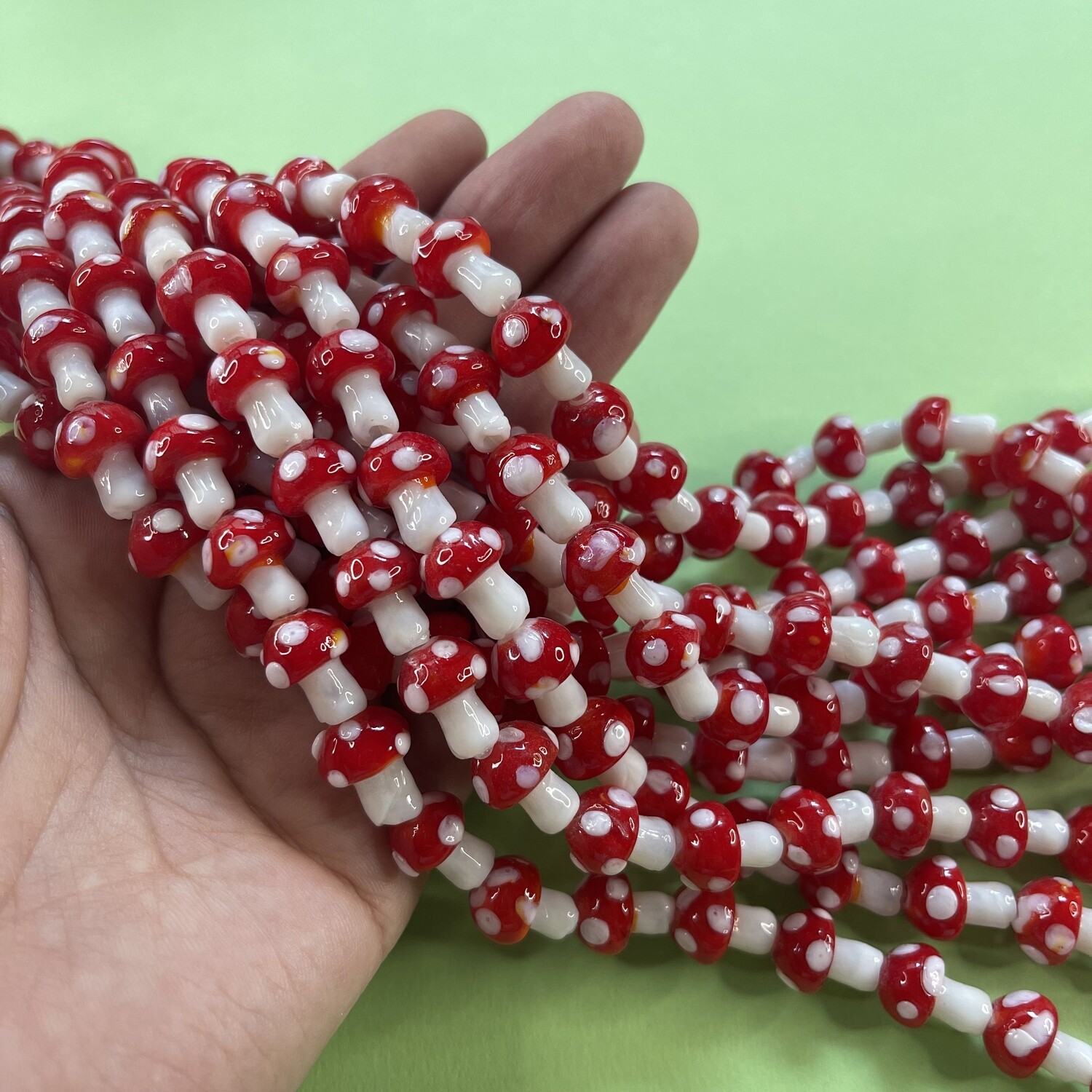 Vidrio Honguito 14 x 10 mm Blanco y Rojo