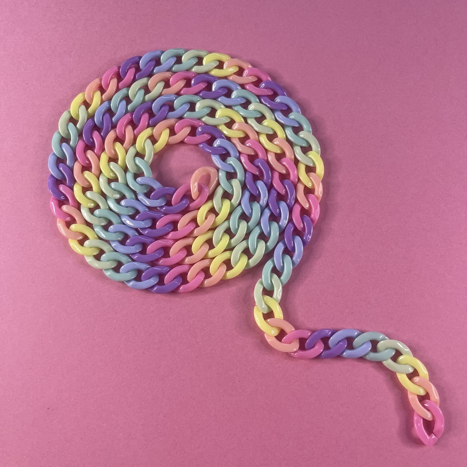 Cadena de Acrílico Chata Opaca 16 x 11 x 13 mm Mix Paxtel