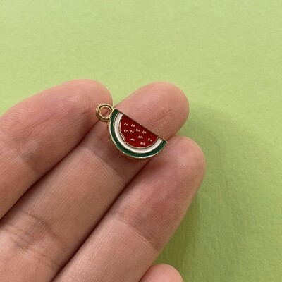 Dije de Metal Dorado Esmaltado Sandía 17 x 8 x 2 mm