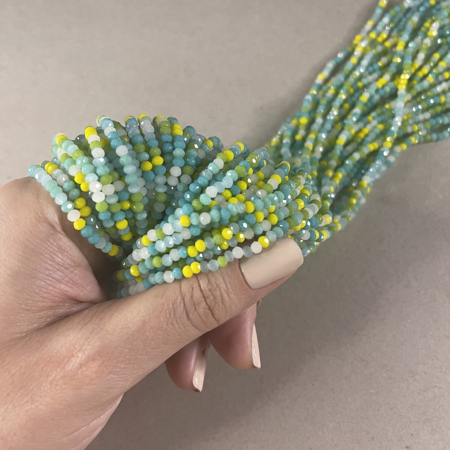 Cristal Dona Facetada Opaca 3 x 2.5 mm Mix