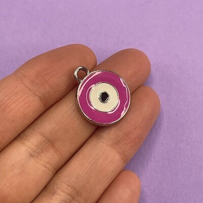Dije de Metal Esmaltado Redondo Ojito Turco Fucsia 21 x 16 x 2 mm