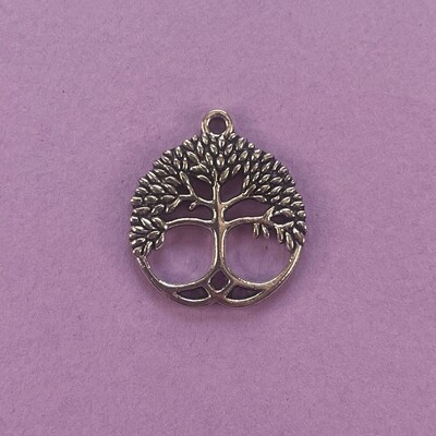 Dije de Metal Plateado Redondo Calado con Arbol de la Vida Labrado 26 x 23 x 2.5 mm