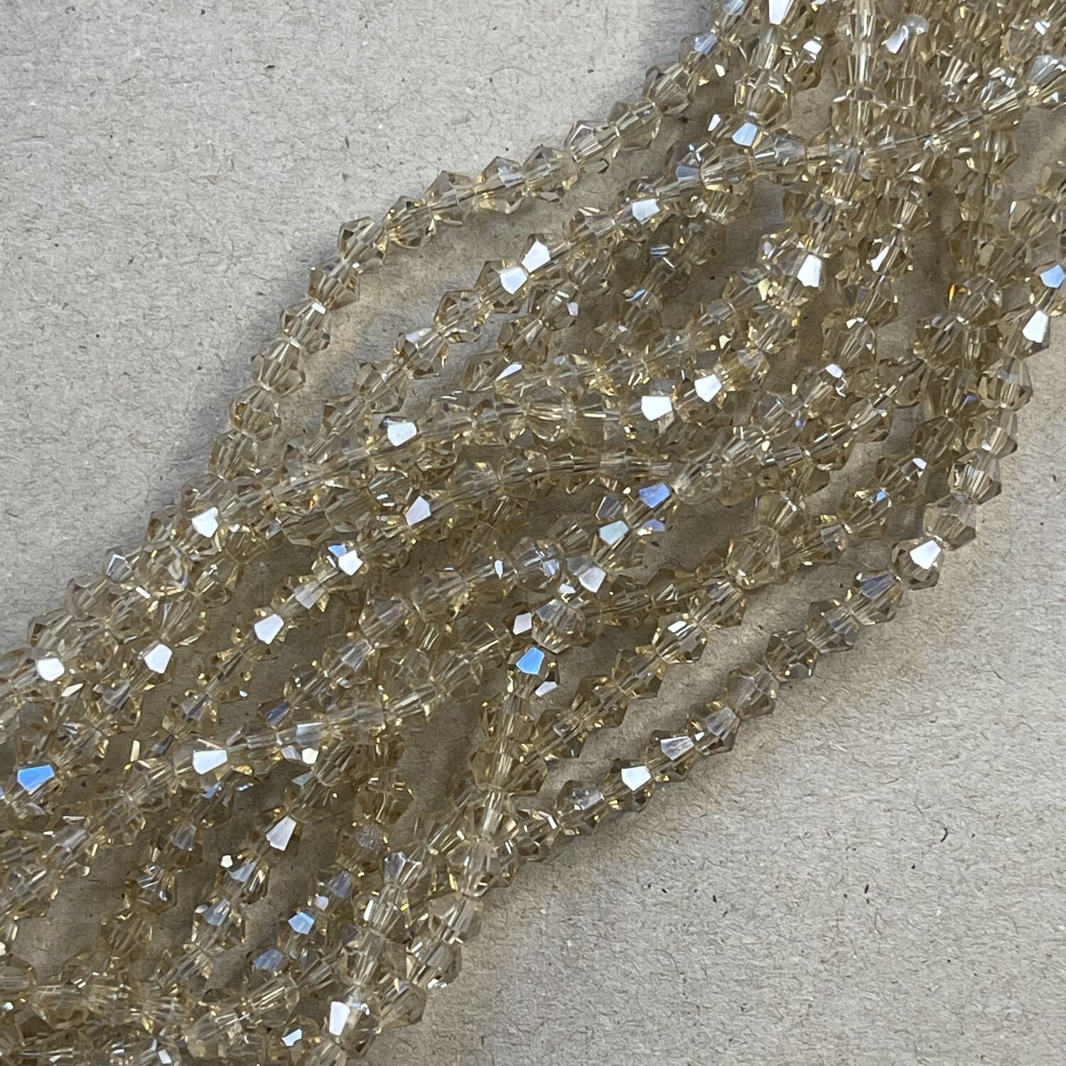 Cristal Bícono Facetado Transparente Lustre Champagne 4 x 4.5 mm