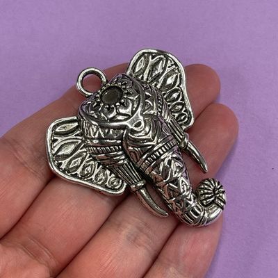 Dije de Metal Plateado Animal Elefante 55 x 47 x 8 mm