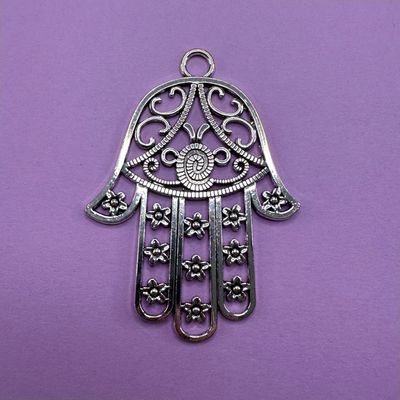 Dije de Metal Plateado Mano de Fátima Grande Calada 85 x 62 x 2 mm