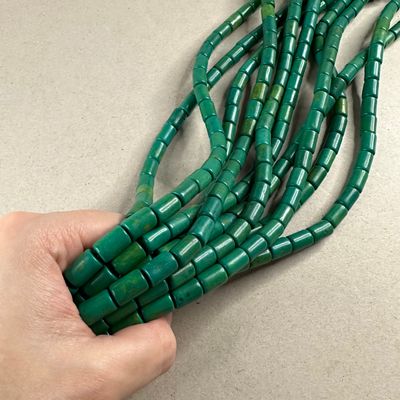 Piedra Sintética Turquesa Tubo Verde 12 x 8 mm