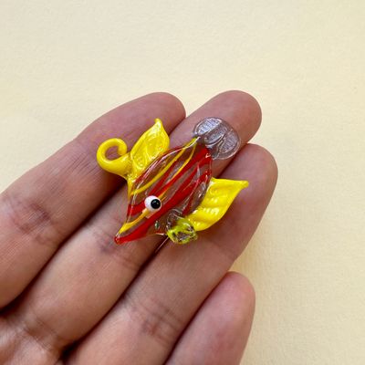 Dije de Cristal Murano Pez Amarillo y Rojo 30 x 30 x 12 mm