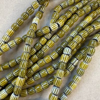 Vidrio de Murano Barril 8 x 7.5 mm Vede Oliva (VCBM08MIX)