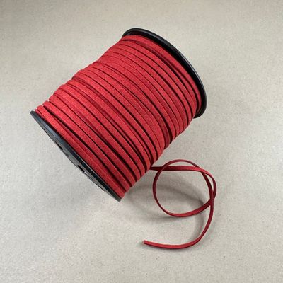 Tiento de Gamuza Color Rojo 4 x 1.5 mm