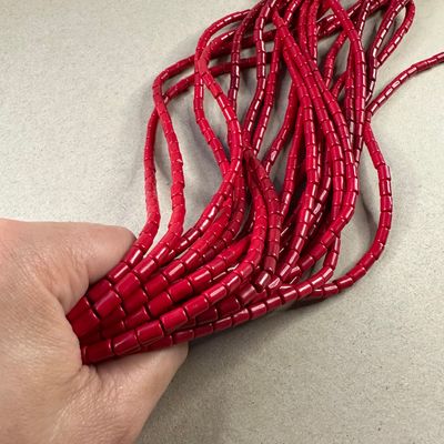 Piedra Sintética Turquesa Tubo Teñido Rojo 6 x 4 mm