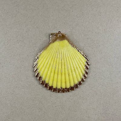 Dije Ostra Natural Terminación Dorada Color Grande 45-59 x 40-52 x 6-8 mm