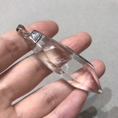 Dije de Piedra Natural Péndulo Facetado de Cuarzo Cristal 60 mm
