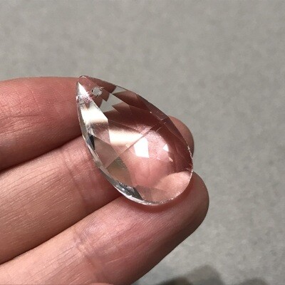 Dije de Cristal Lágrima Facetada 28 x 17 x 9 mm