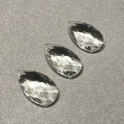 Dije de Cristal Lágrima Facetada