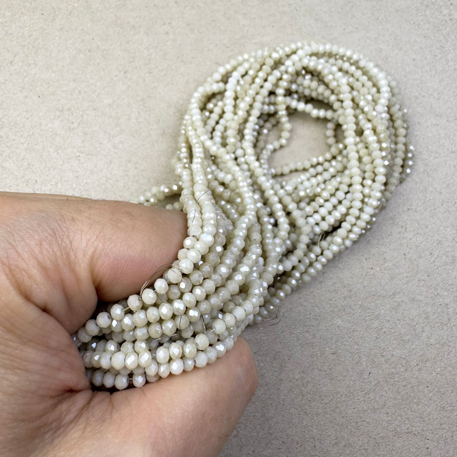 Cristal Dona Facetada Opaca Lustre 3 x 2.5 mm Natural