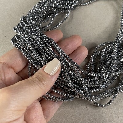 Cristal Dona Facetada Metalizada 3 x 2.5 mm Plateado