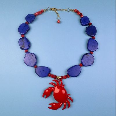 Dije de Metal Dorado Cangrejo Esmaltado Rojo 60 x 50 x 8 mm