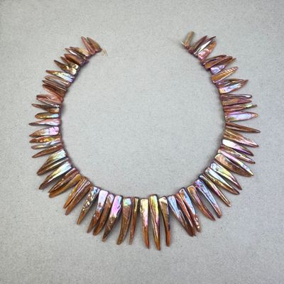 Piedra Natural Nácar Púas Teñidas AB (Tornasoladas) 14-35 x 4-10 x 8 mm Naranja / Camel