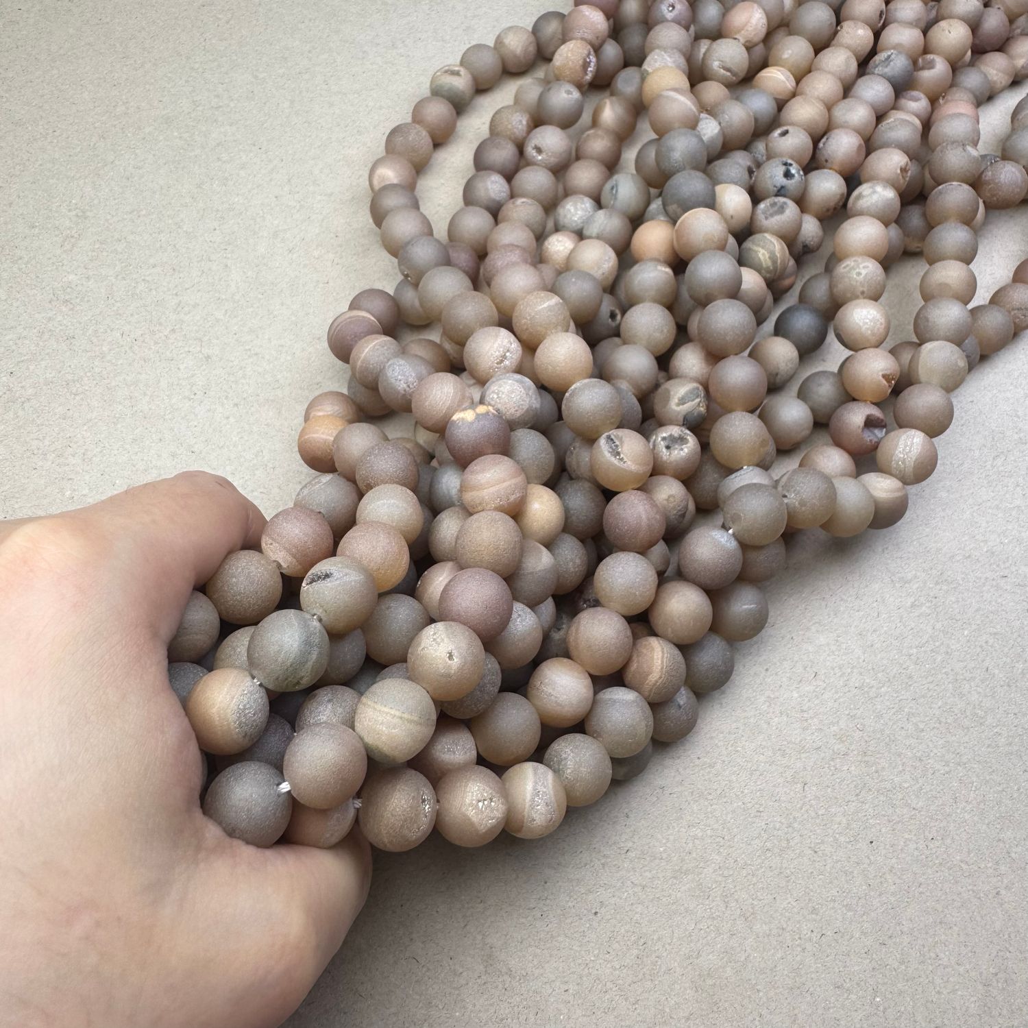 Piedra Natural Agata Druzy Redonda Esmerilada 12 mm Arena