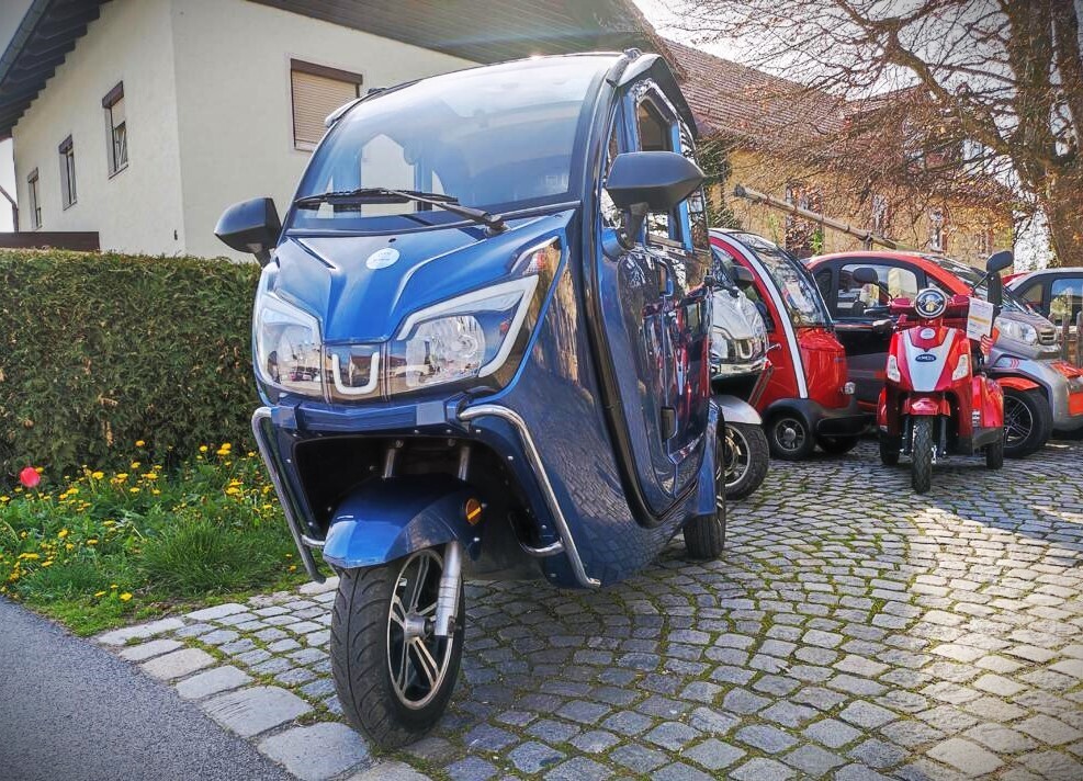 E-Kabinenroller AS-6000 Premium, 45 km/h oder 25 km/h, 19.375 km, Dreirad, Miniauto, Mofaauto, Mopedauto, Neuwertig