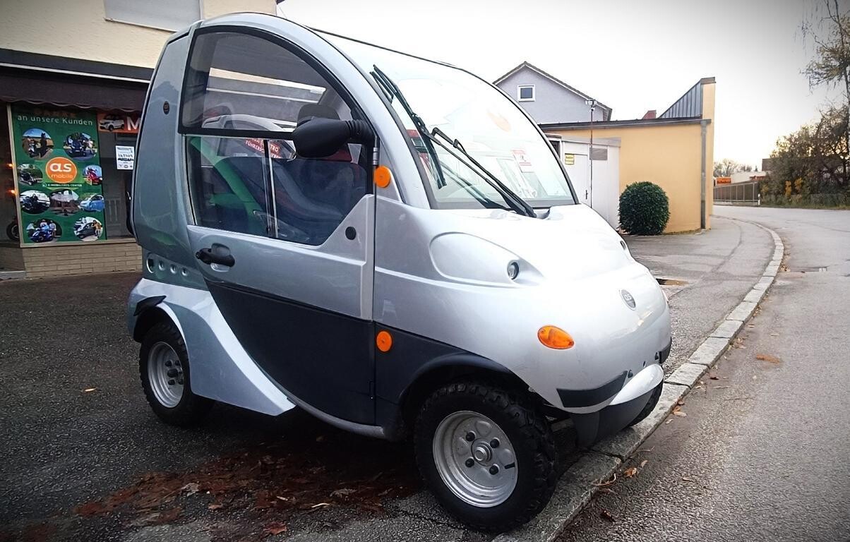 Elektromobil CHARLY gebraucht | 15 km/h | E- Kabinenroller, Krankenfahrstuhl, Seniorenmobil - ohne Führerschein fahren erlaubt