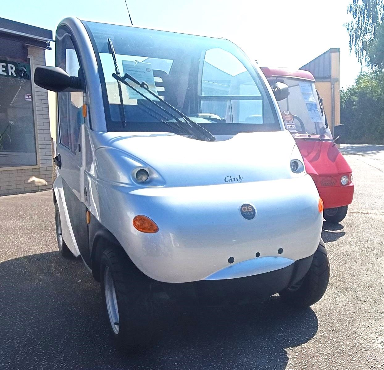Elektromobil CHARLY PLUS gebraucht | 15 km/h | E- Kabinenroller, Krankenfahrstuhl, Seniorenmobil - Fahren ohne Führerschein