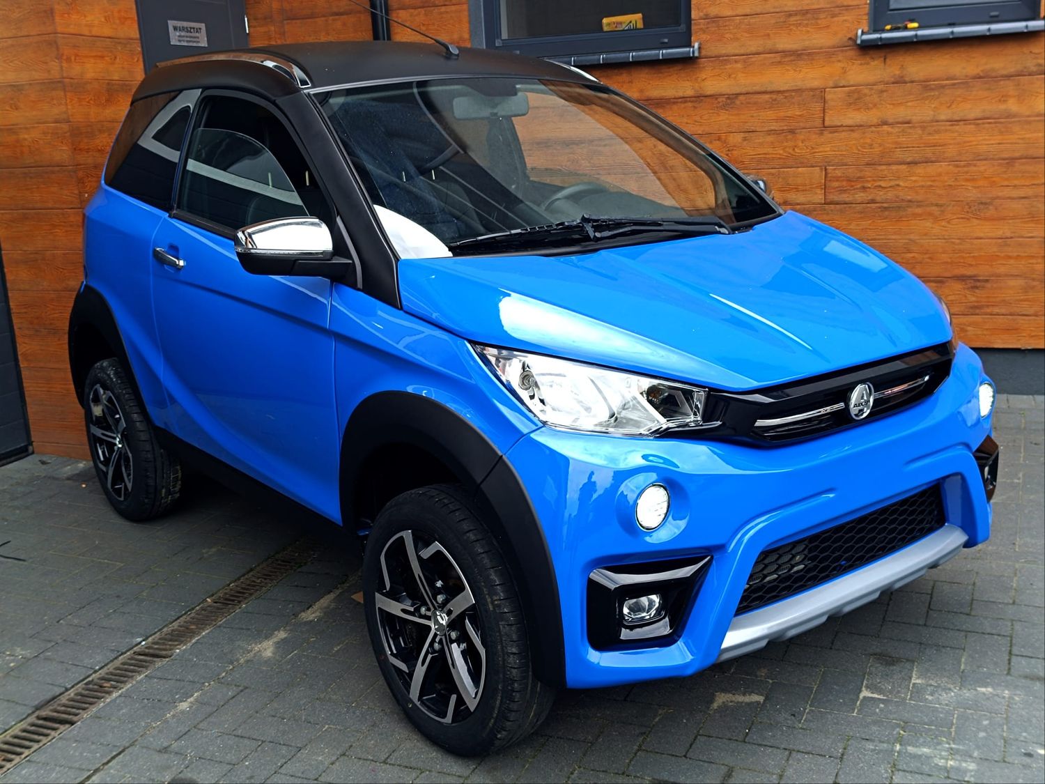 AIXAM CROSSOVER 2022 Mopedauto gebraucht | Auto 45 km/h Microcar Ligier Kubota