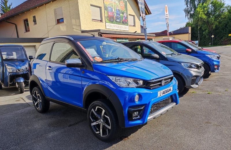 AIXAM CROSSOVER 2022 Mopedauto gebraucht | Auto 45 km/h Microcar Ligier Kubota