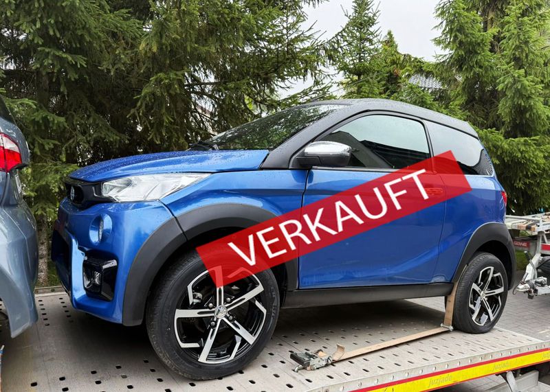 AIXAM CROSSOVER PREMIUM Mopedauto 45 km/h Liger Microcar Kubota