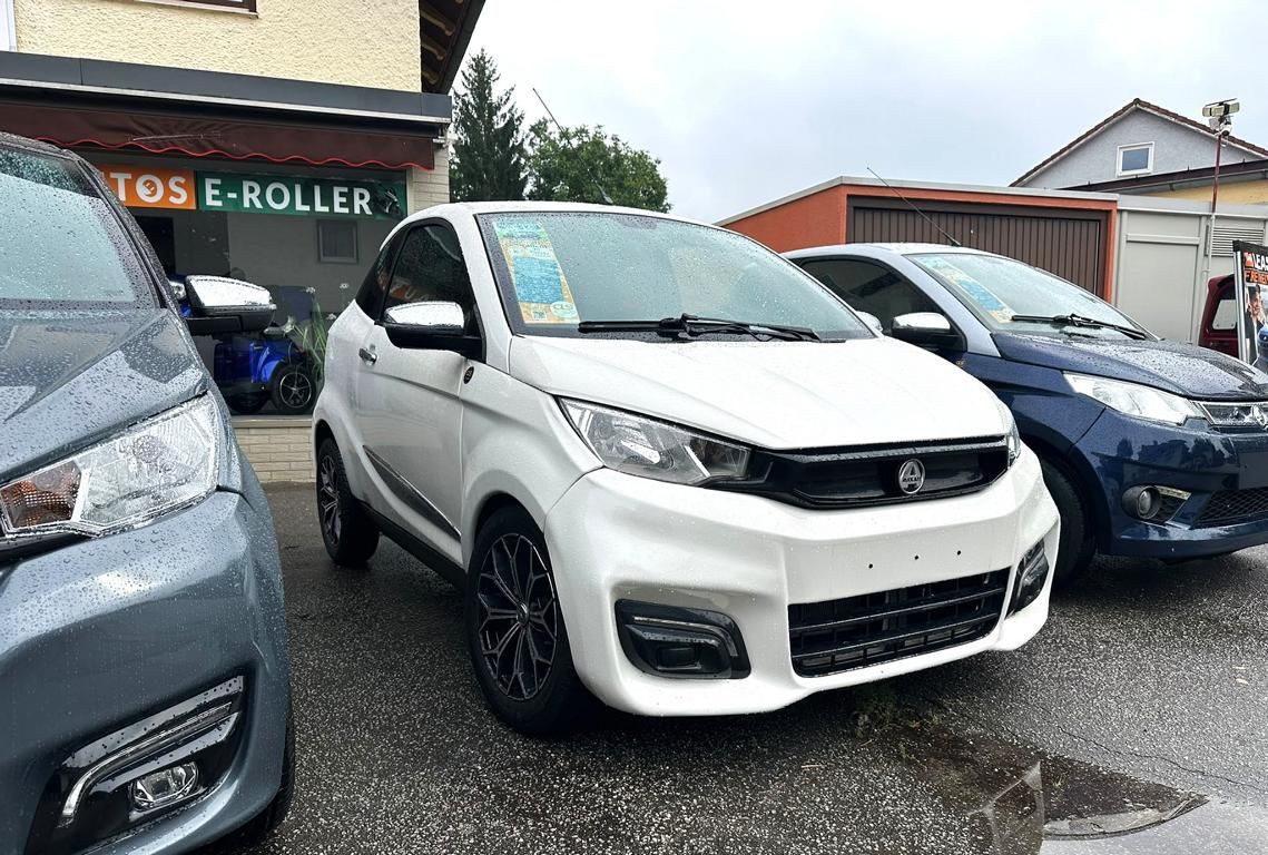 AIXAM COUPÉ - Mopedauto 45 km/h, ABS, Microcar Ligier Miniauto Leichtfahrzeug L6e AIXAM COUPÉ - Mopedauto 45 km/h, ABS, Microcar Ligier Miniauto Leichtfahrzeug L6e
