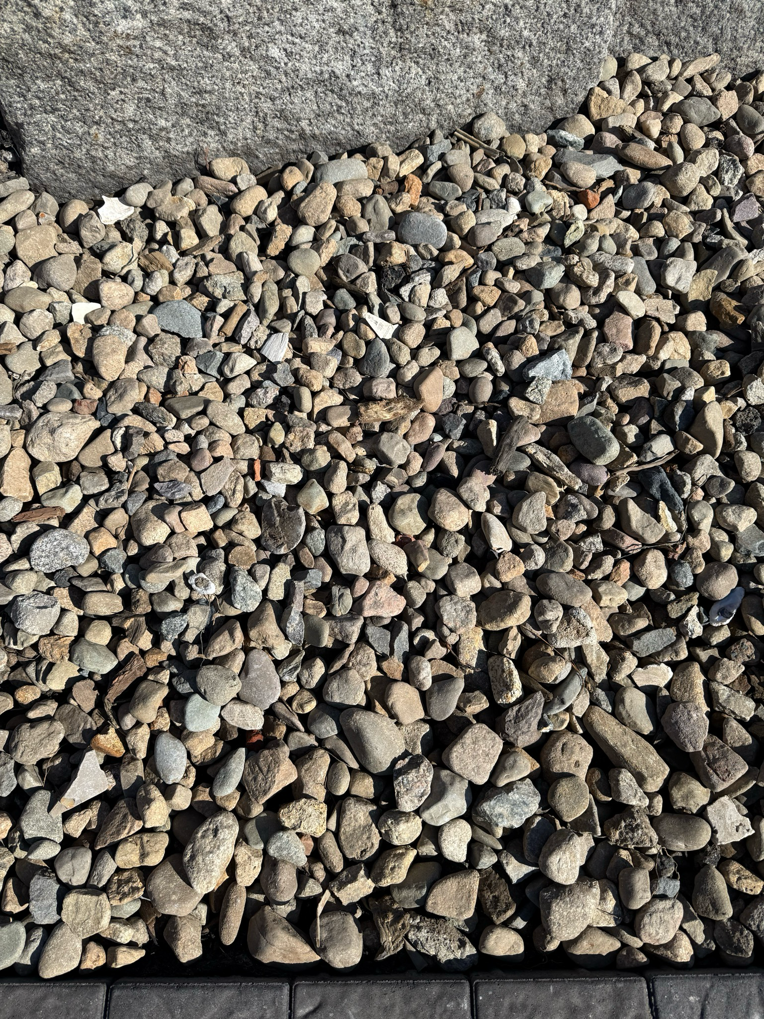 1 1/2 Natural Riverbed