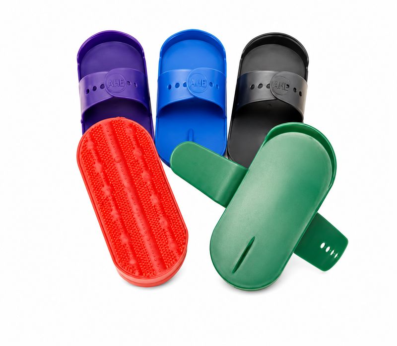 AHE Plastic Curry Comb Large