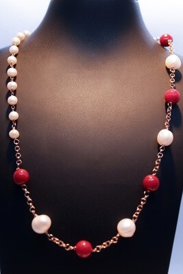 Collana in argento rosè con perle e cristalli rossi