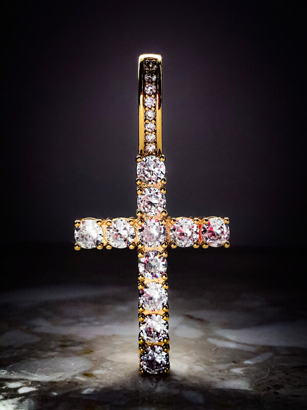 Klasyczny Krzyż ICED OUT złoty 💎🥶