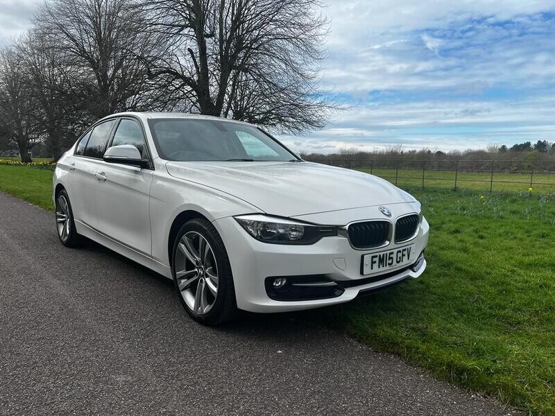 2015 BMW 3 Series 2.0 318d Sport (s/s) 4dr