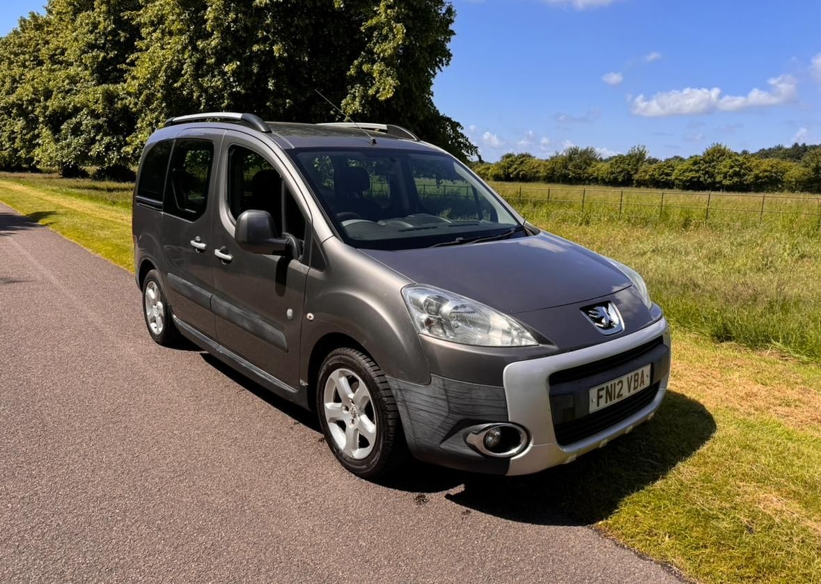 Peugeot Partner Tepee (2012)