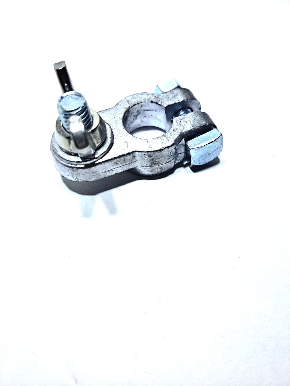 862L