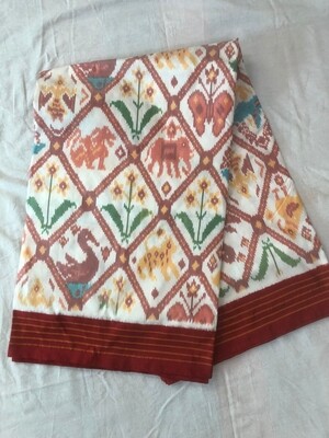 Single ikkat patola pure silk saree.