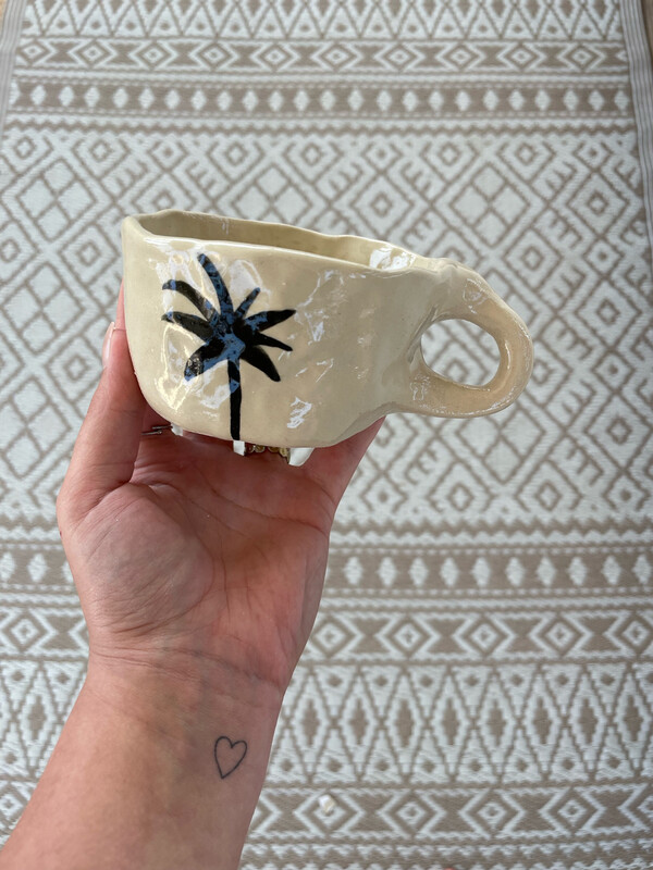 Palmtree Mug 4