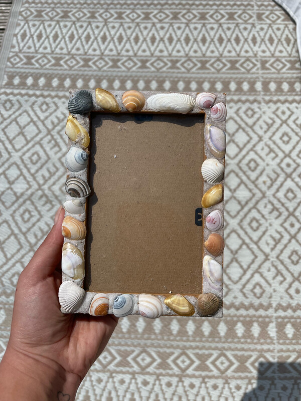 Shell Photo Frame 1