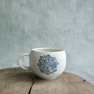 Tapestry cup
