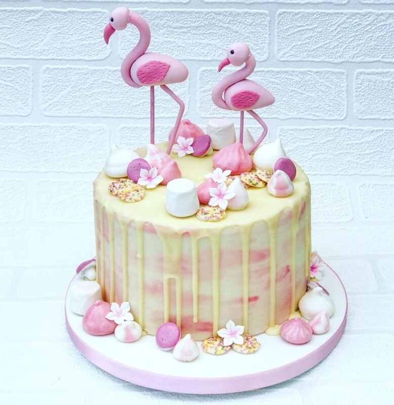 Torta 3d u obliku sa figuricama