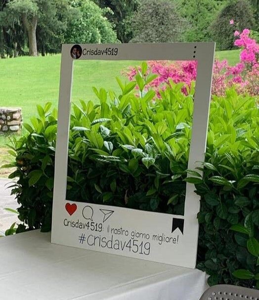 INSTA-FRAME
