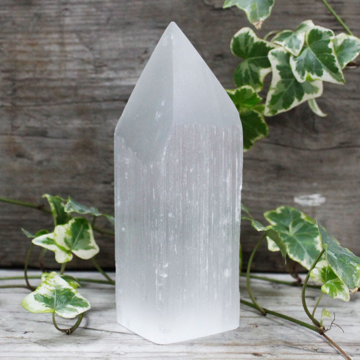 TORRE DI SELENITE A PUNTA  15CM