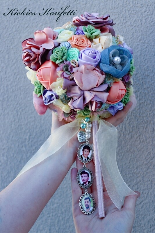 Memory pendant bouquet combo