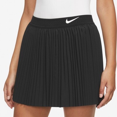 Nike Club Regular Pleated Skirt Black