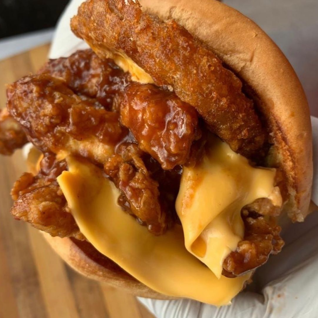El Tolete* Chicken Burger 🍔