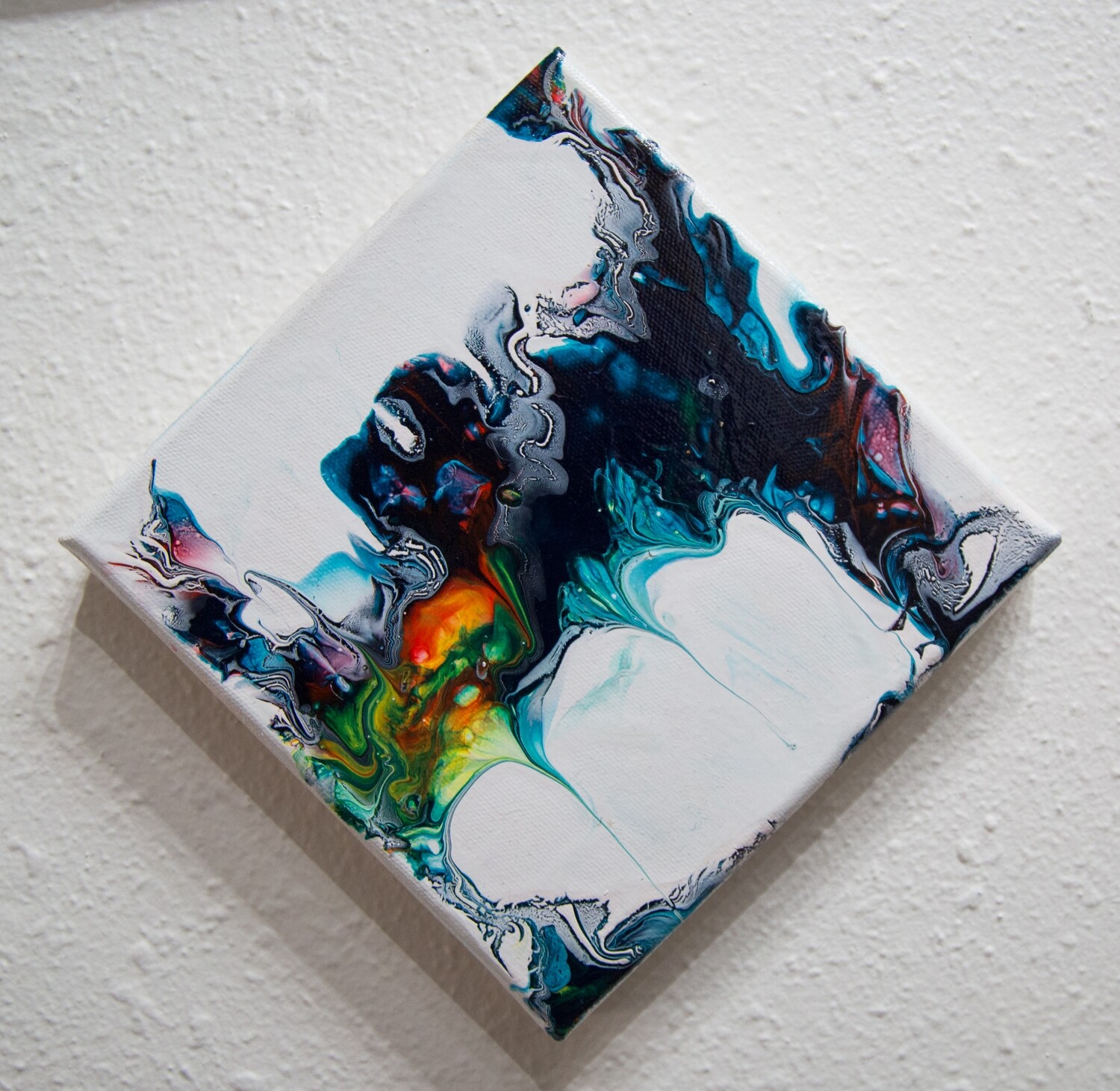 Rainbow White Accent