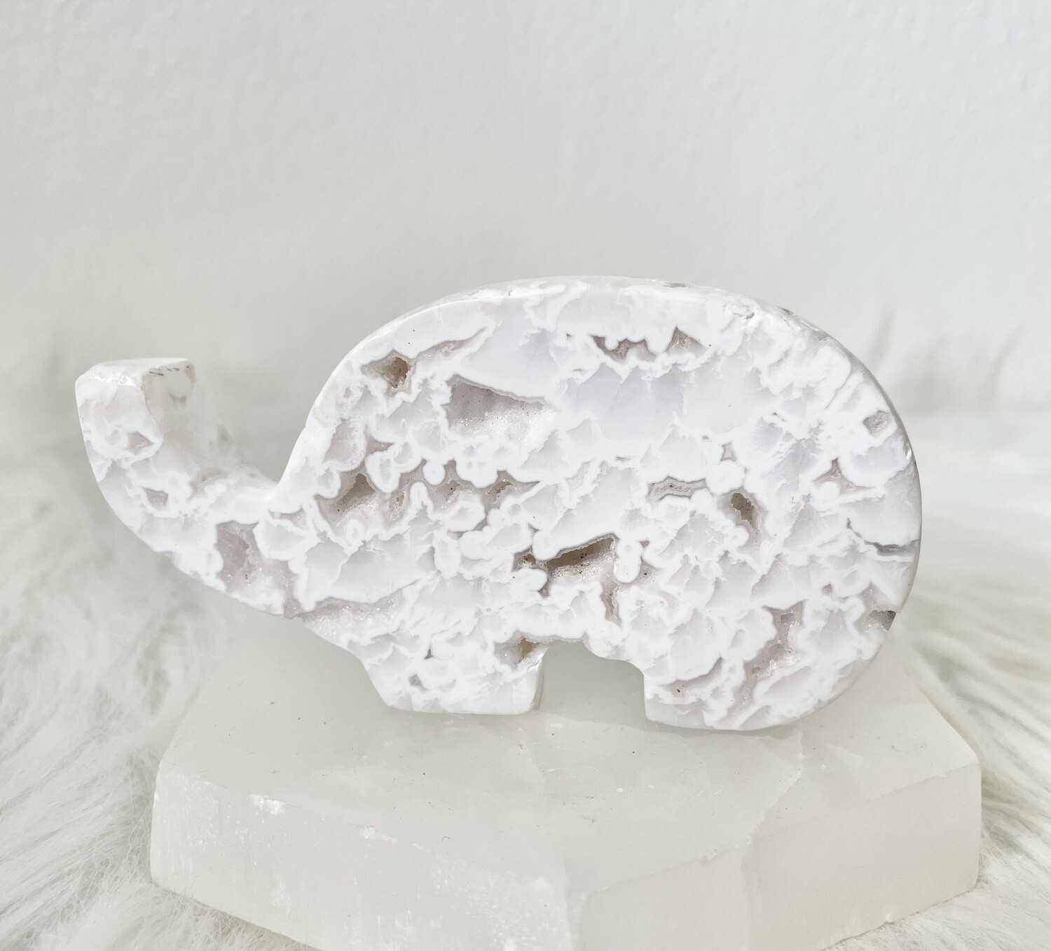 Jinju White Lace Druzy Agate Elephant Carving